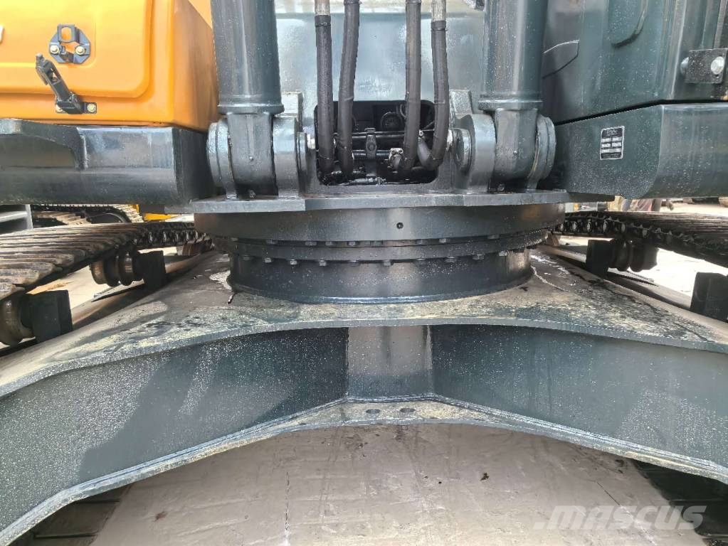 Hyundai R305LC-9T Гусеничные экскаваторы