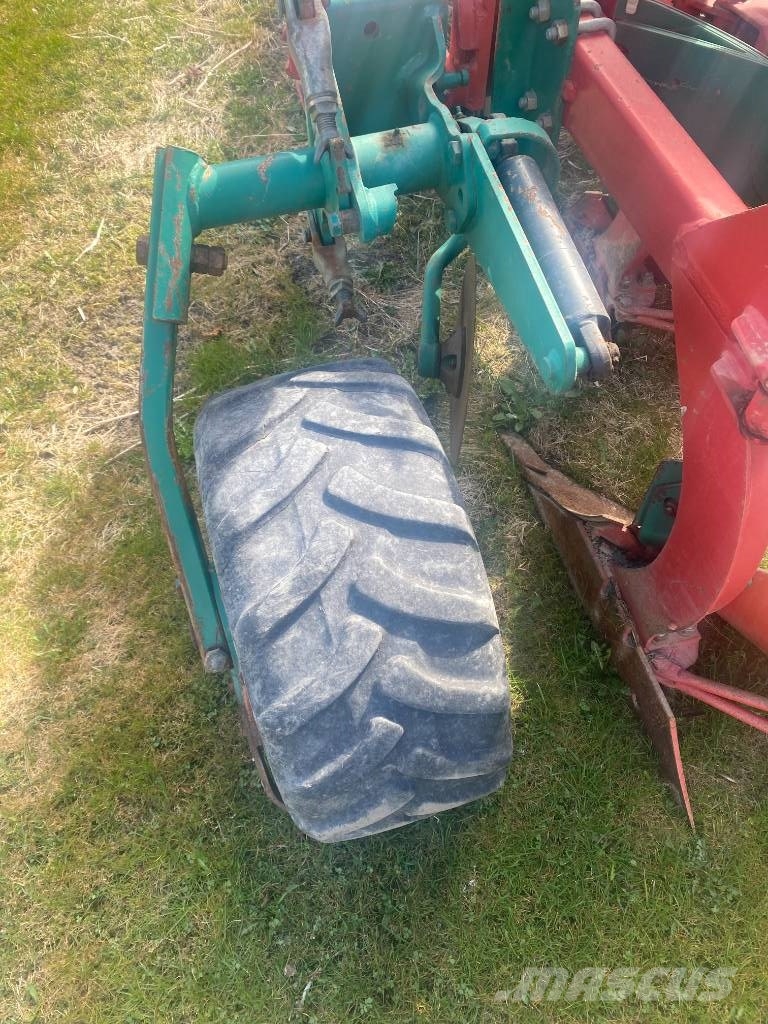 Kverneland Es85-200-28 5skär Charrue réversible
