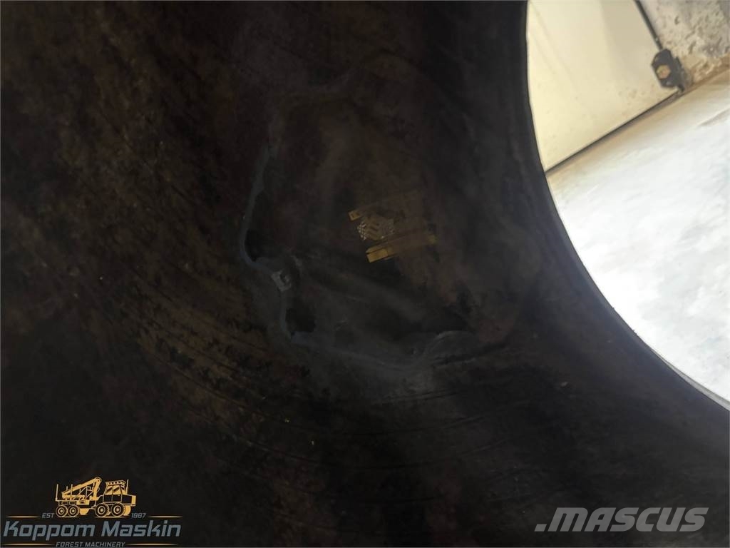 Trelleborg Okänd 600/50x22,5 Used/Beg Гуми