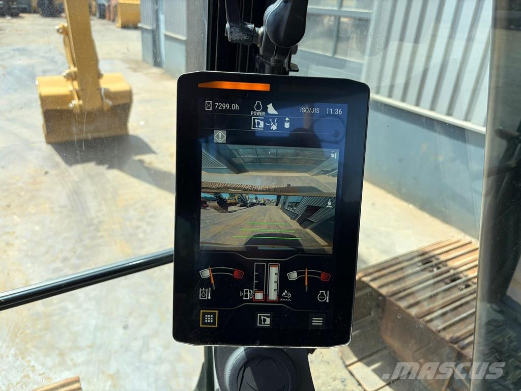 CAT 323 07A Long Reach Trible Ready حفارات زحافة