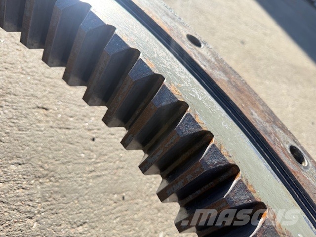 Liebherr R 916 USED SLEWING RING Vaihteisto