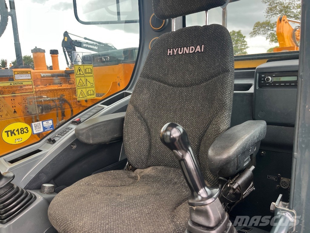 Hyundai HX 145 LCR Гусеничні екскаватори