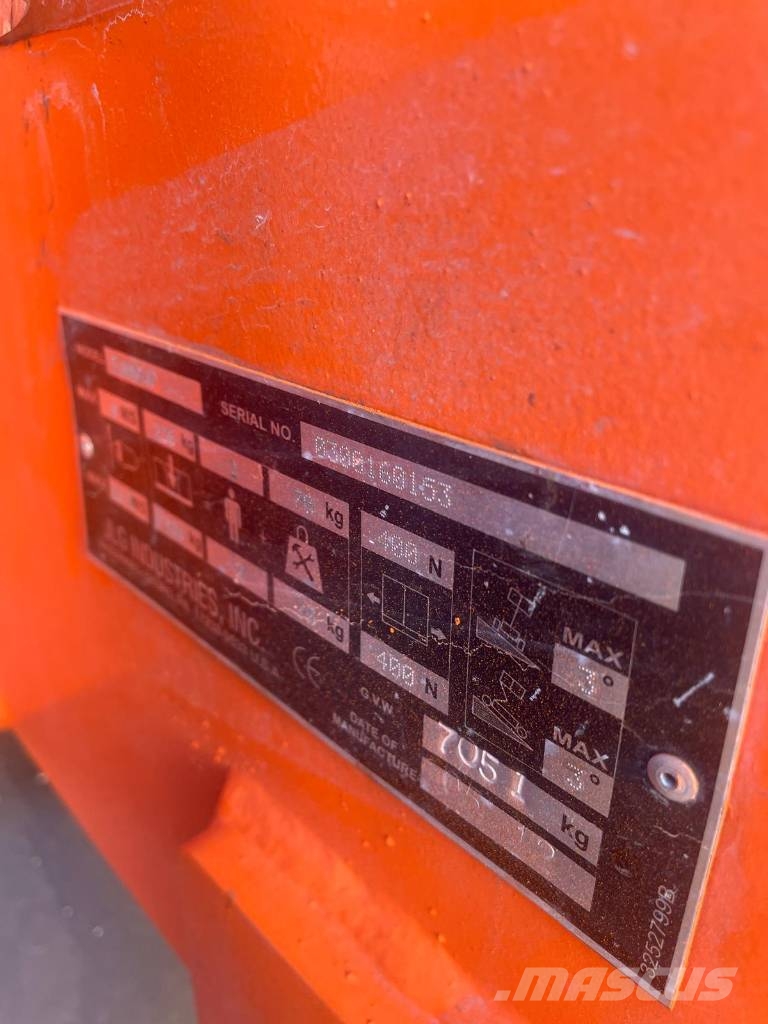 JLG E 300 AJP رافعات سلة مفصلية