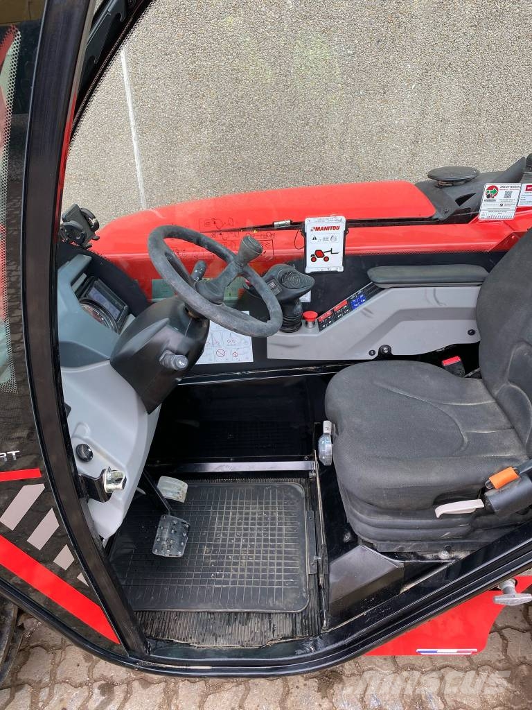 Manitou ULM412 Telescopic handlers