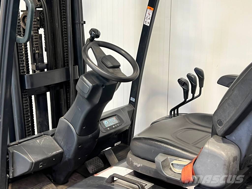Doosan B18T-7 شاحنات ذات رافعات شوكية تعمل بالكهرباء
