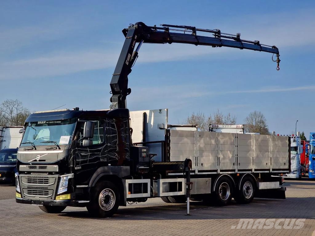 Volvo FM 370 6x2*4 - HIAB X-Hiduo 188 E-5 Crane with rem Grúas todo terreno