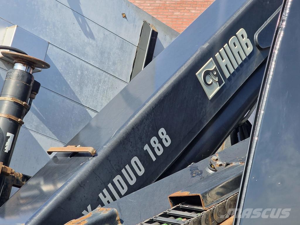 Volvo FM 370 6x2*4 - HIAB X-Hiduo 188 E-5 Crane with rem Grúas todo terreno