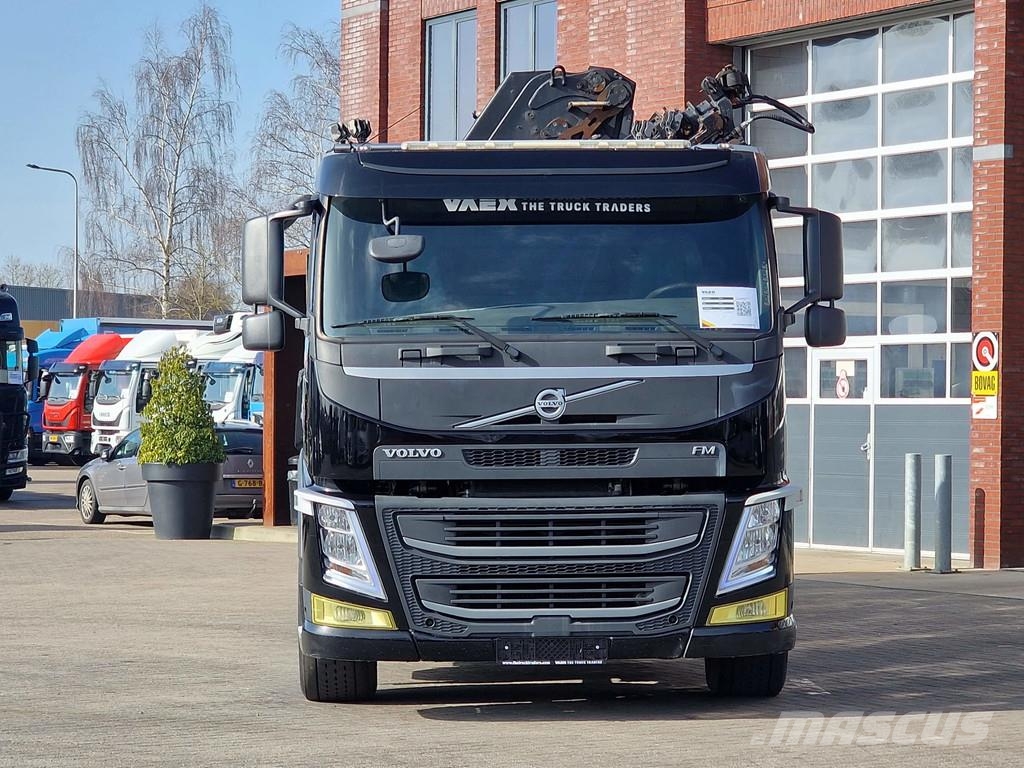 Volvo FM 370 6x2*4 - HIAB X-Hiduo 188 E-5 Crane with rem Grúas todo terreno
