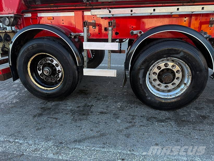 KLC Tipper / Alukastenmulde Kipper 28 m3 Kippers
