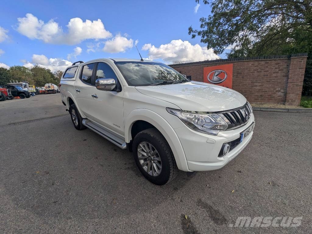 Mitsubishi L 200 Automobili