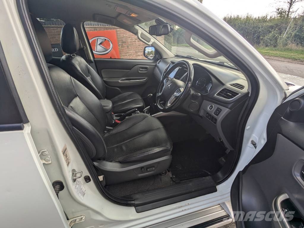 Mitsubishi L 200 Automobili