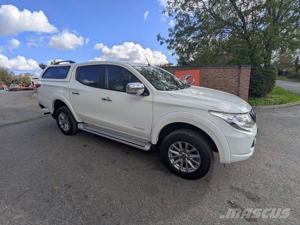 Mitsubishi L 200 Automobili