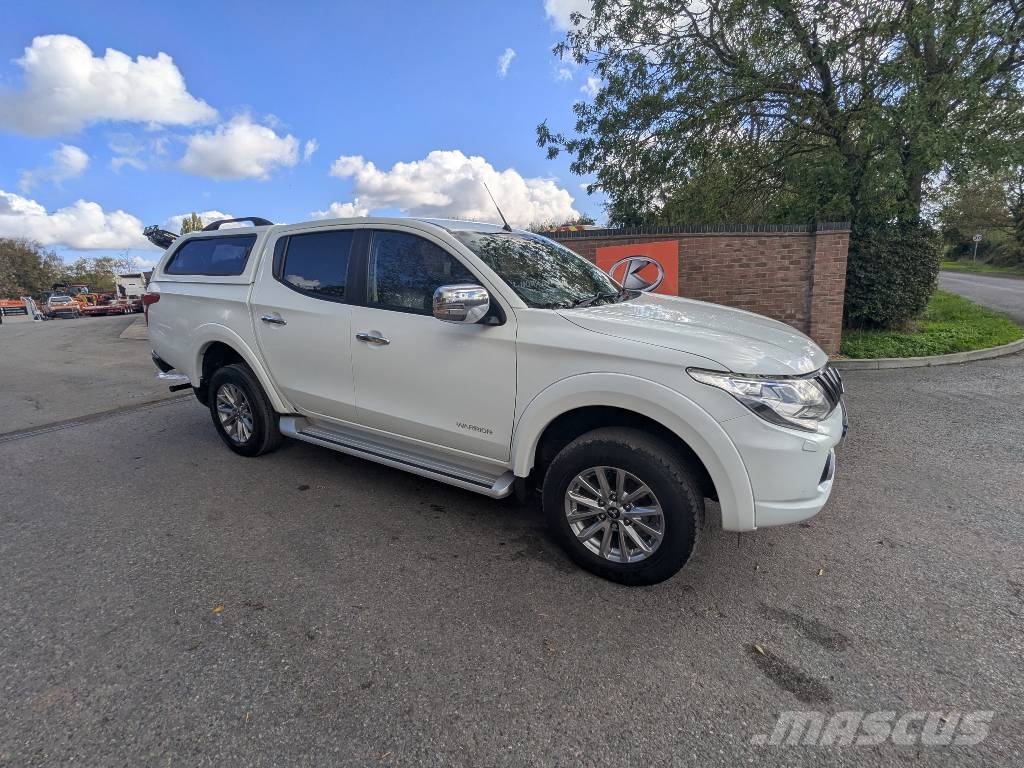 Mitsubishi L 200 Automobili