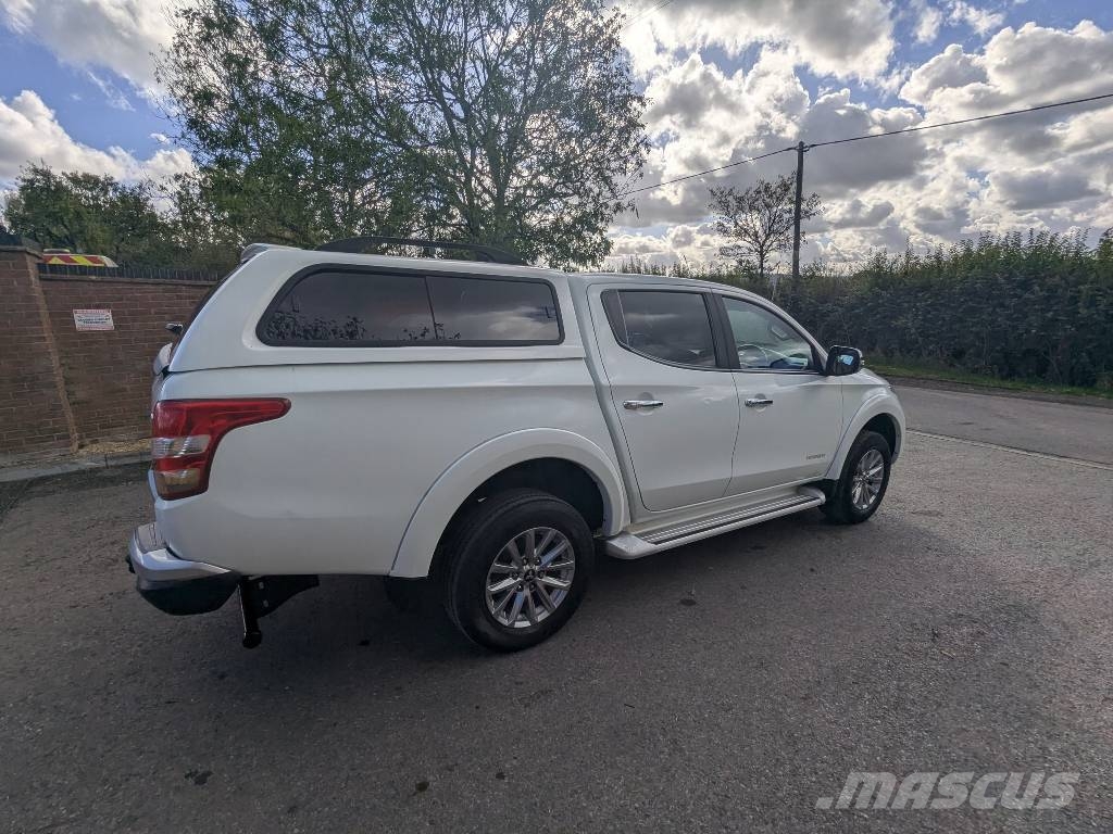 Mitsubishi L 200 Automobili