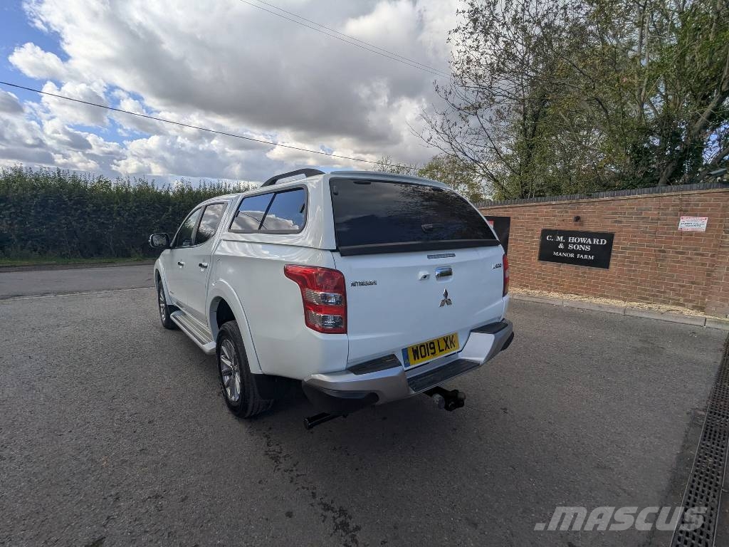 Mitsubishi L 200 Automobili
