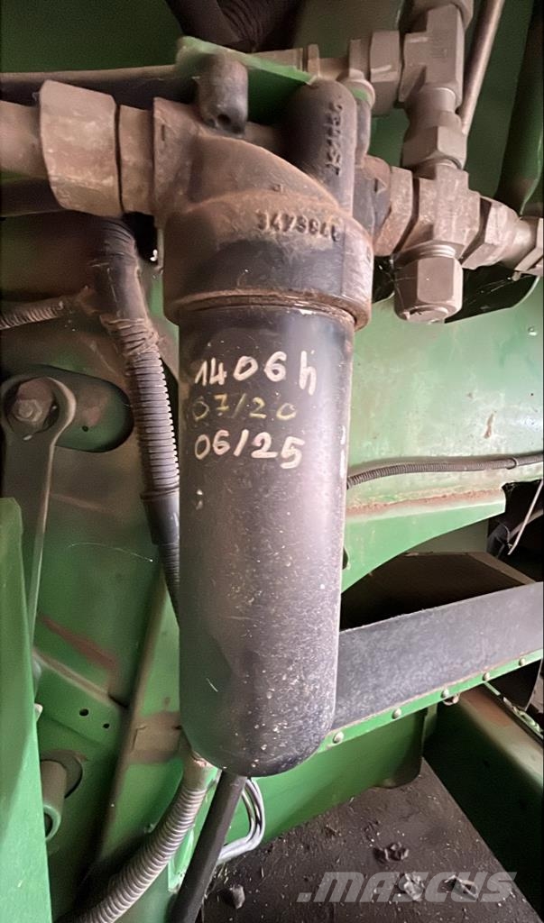 John Deere W540 Skurtreskere