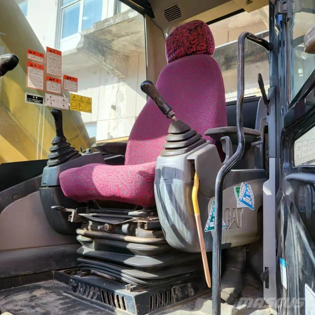 CAT 329 D Roomikekskavaatorid