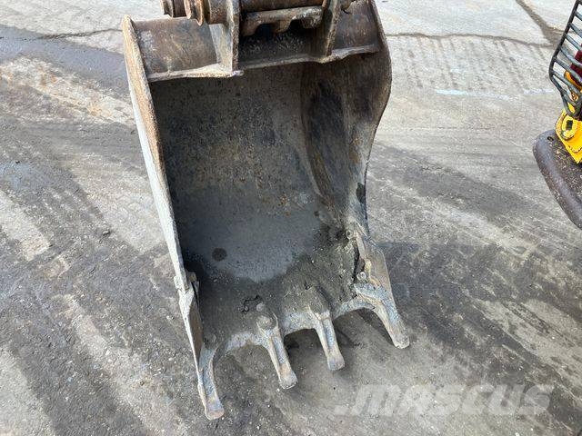 JCB 3 CX Backhoe loaders
