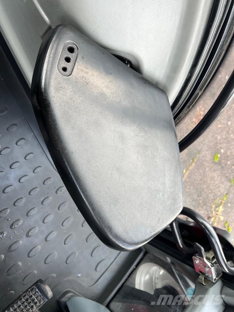 Valtra N 121 Advance etukuormaajalla Traktorer