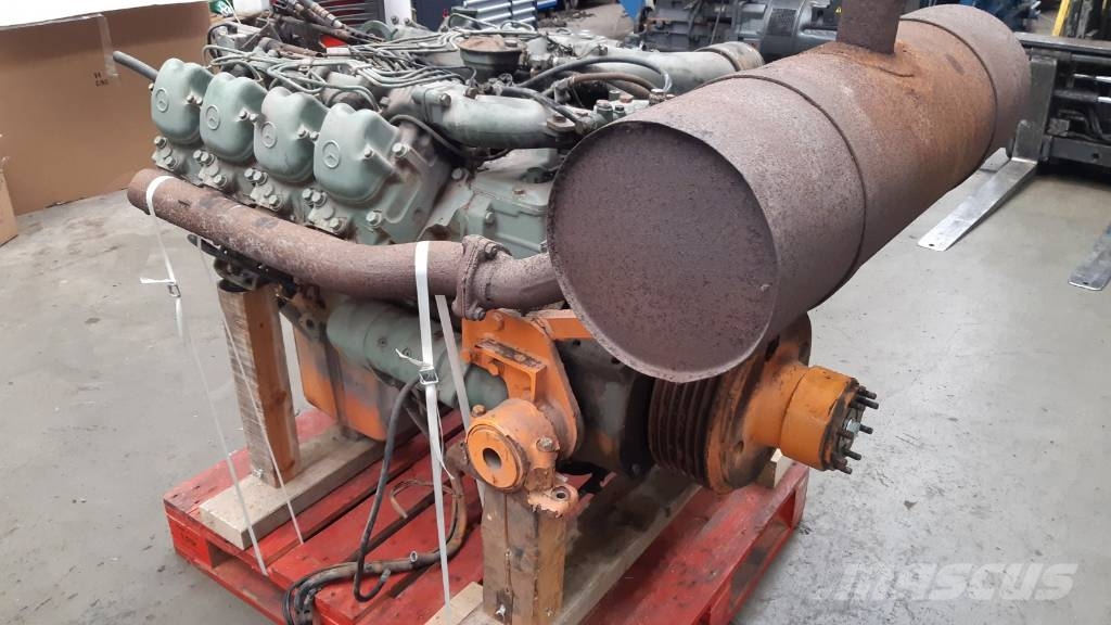 Mercedes-Benz OM 422 Motoren