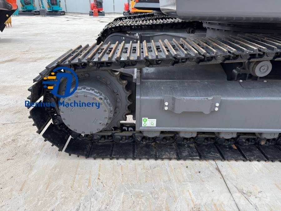 Doosan DX 300 LCA Lánctalpas kotrók