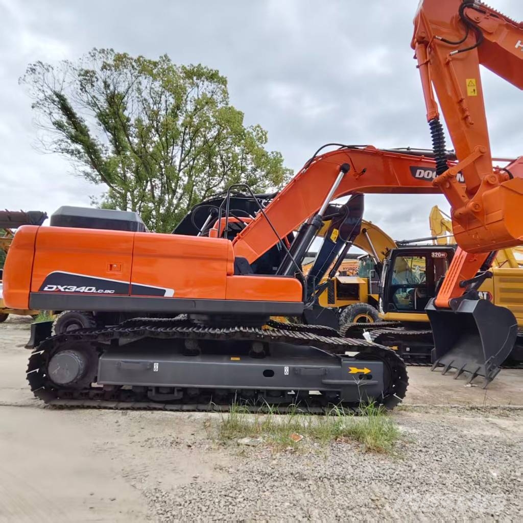 Doosan DX340LC-9C Гусеничні екскаватори