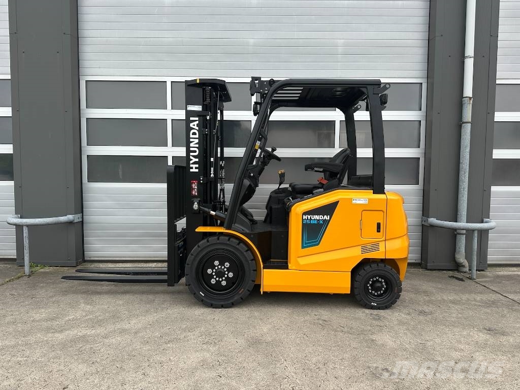 Hyundai 2.5 ton elektrische heftruck 25BE-X Triplex 3-deli Sähkötrukit