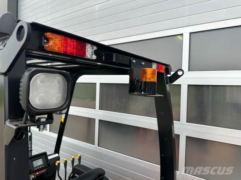 Hyundai 2.5 ton elektrische heftruck 25BE-X Triplex 3-deli Sähkötrukit