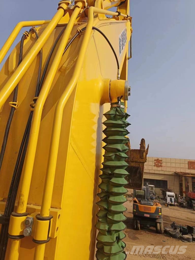 Komatsu PC 200-8 Raupenbagger