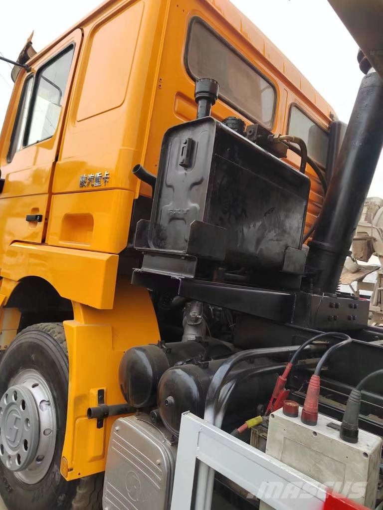 Shacman F3000 6x4 Tipper trucks