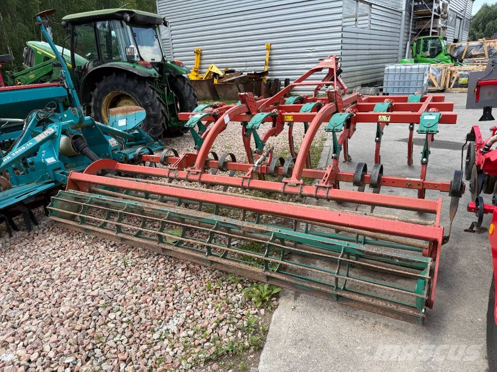Kverneland CLC PRO 350 Kultivatoriai