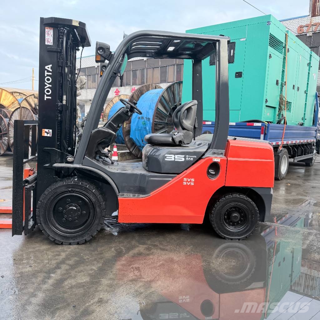 Toyota 7FDN35 Diesel forklifts