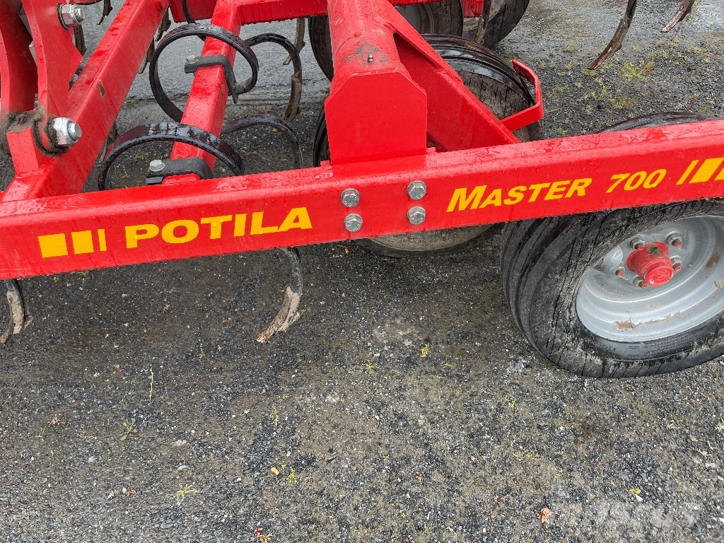 Potila Master 700 كاسحات