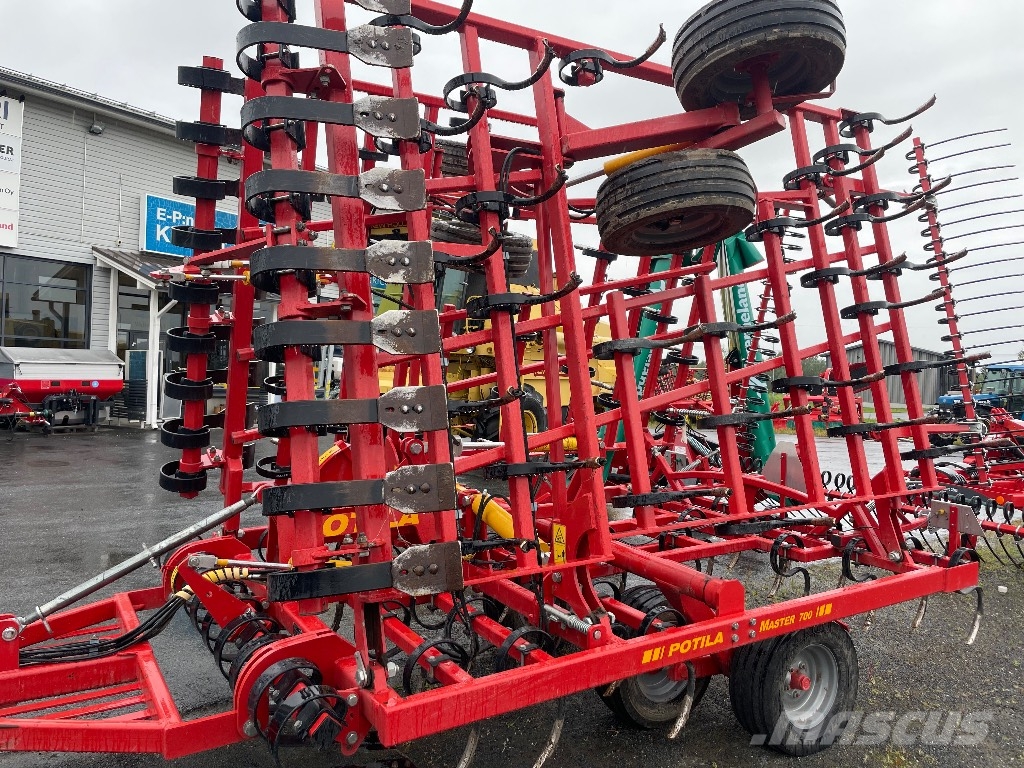 Potila Master 700 كاسحات