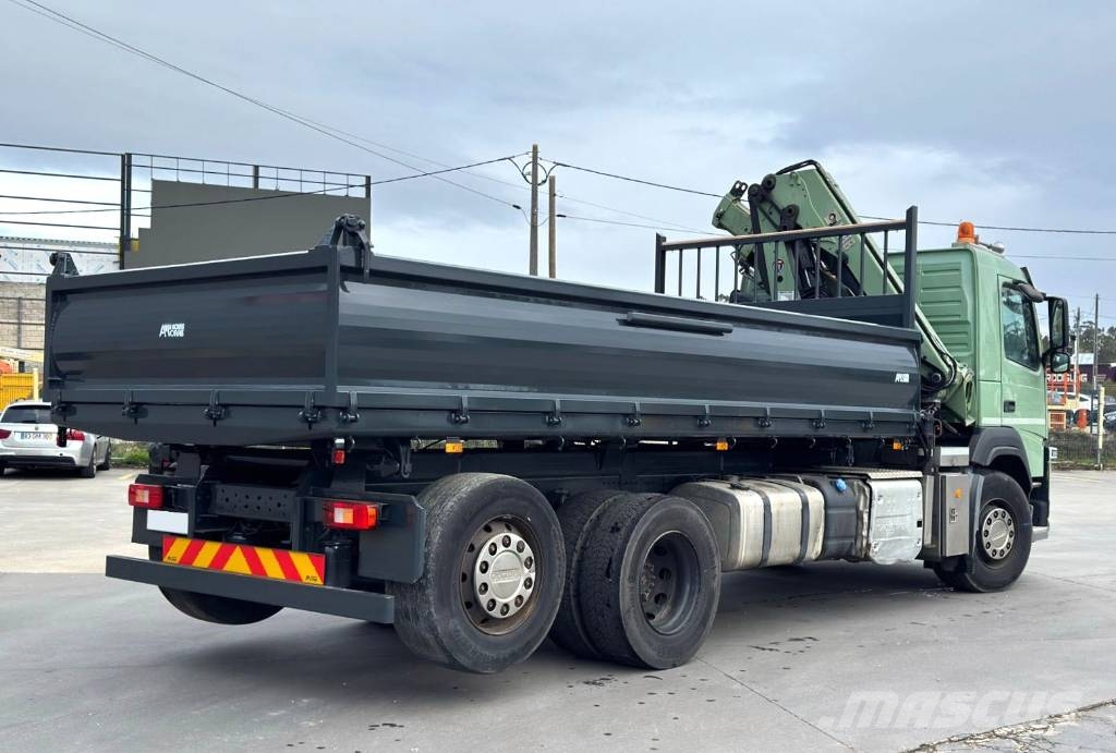 Volvo FM 330  + Hiab 144 ES-3 Caminhões basculantes