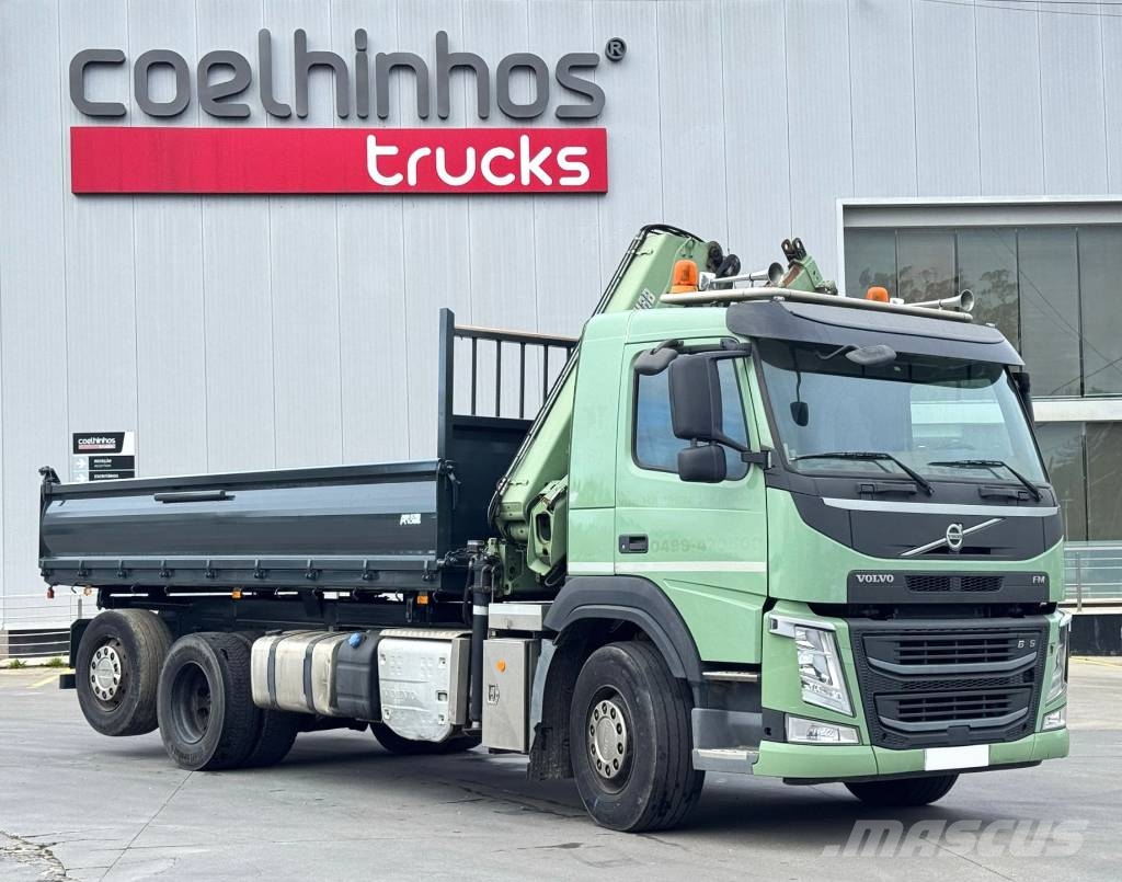 Volvo FM 330  + Hiab 144 ES-3 Caminhões basculantes
