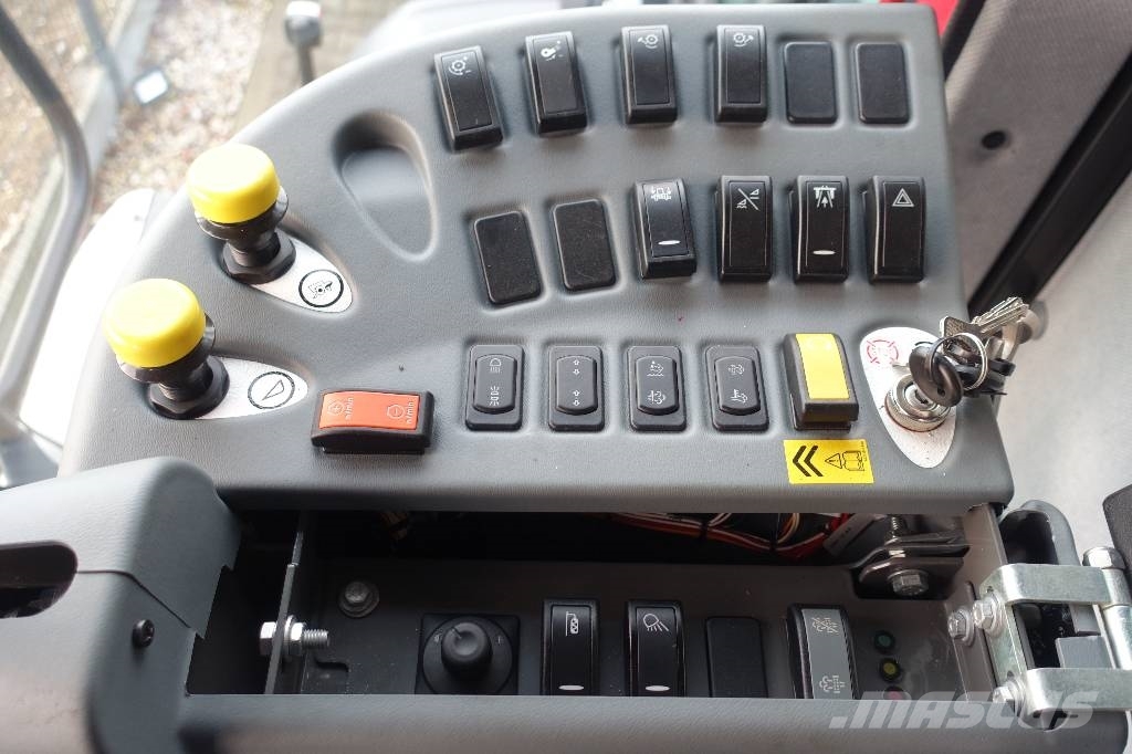 Massey Ferguson 7344 Activa + heder 5,5m Kombajny zbożowe