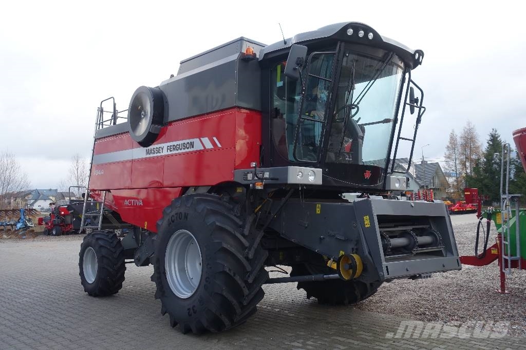 Massey Ferguson 7344 Activa + heder 5,5m Kombajny zbożowe