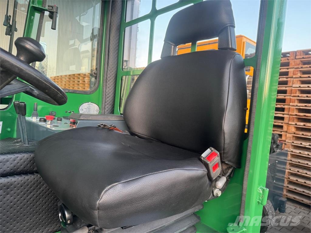 Combilift C4000 // Diesel // 2004 year Four-way truck