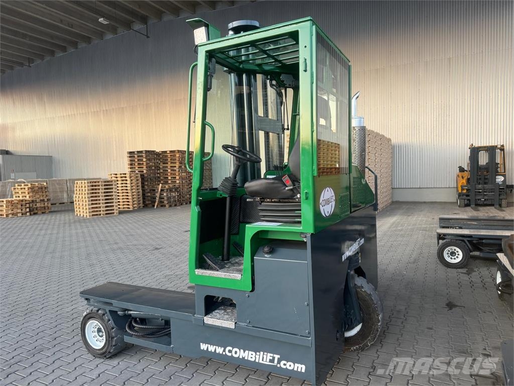 Combilift C4000 // Diesel // 2004 year Four-way truck