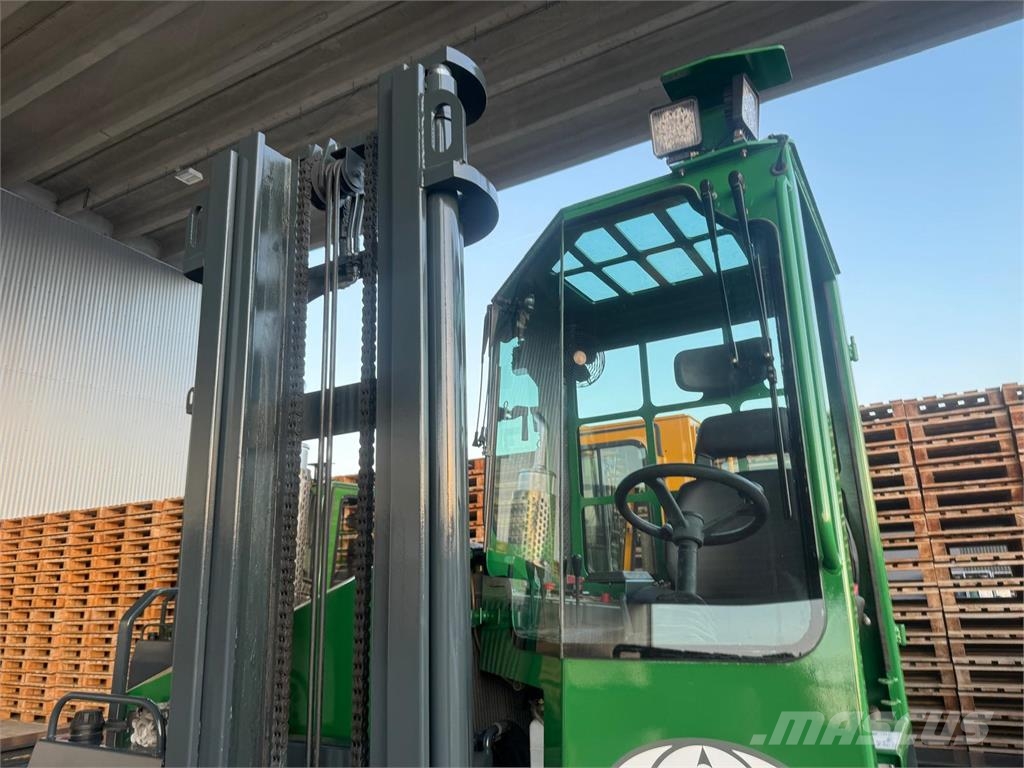 Combilift C4000 // Diesel // 2004 year Four-way truck