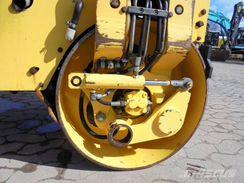 Bomag BW 90 AC-2 Rolos combinados