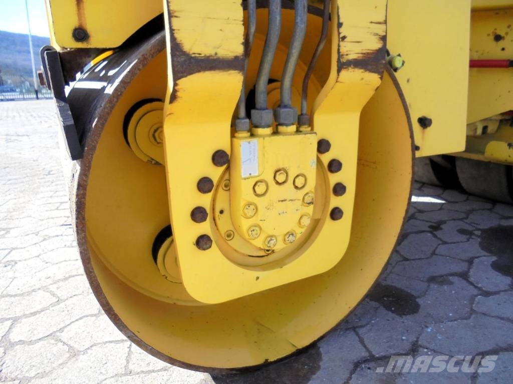 Bomag BW 90 AC-2 Rolos combinados