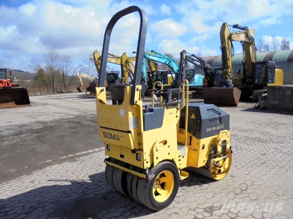 Bomag BW 90 AC-2 Rolos combinados