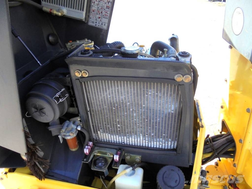 Bomag BW 90 AC-2 Rolos combinados