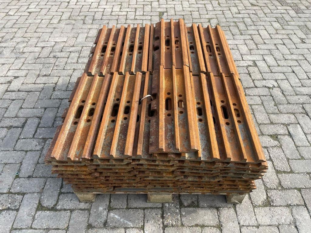 Volvo SHOES | TRACK PLATES | 60 CM | FAHRWERK Ramy i zawieszenie