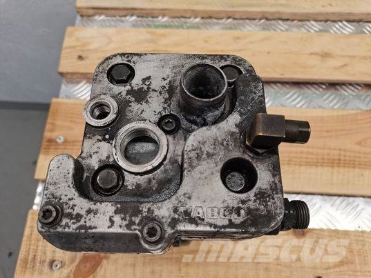 Fendt 933 (Wabco 9121260040) air compressor Motoren