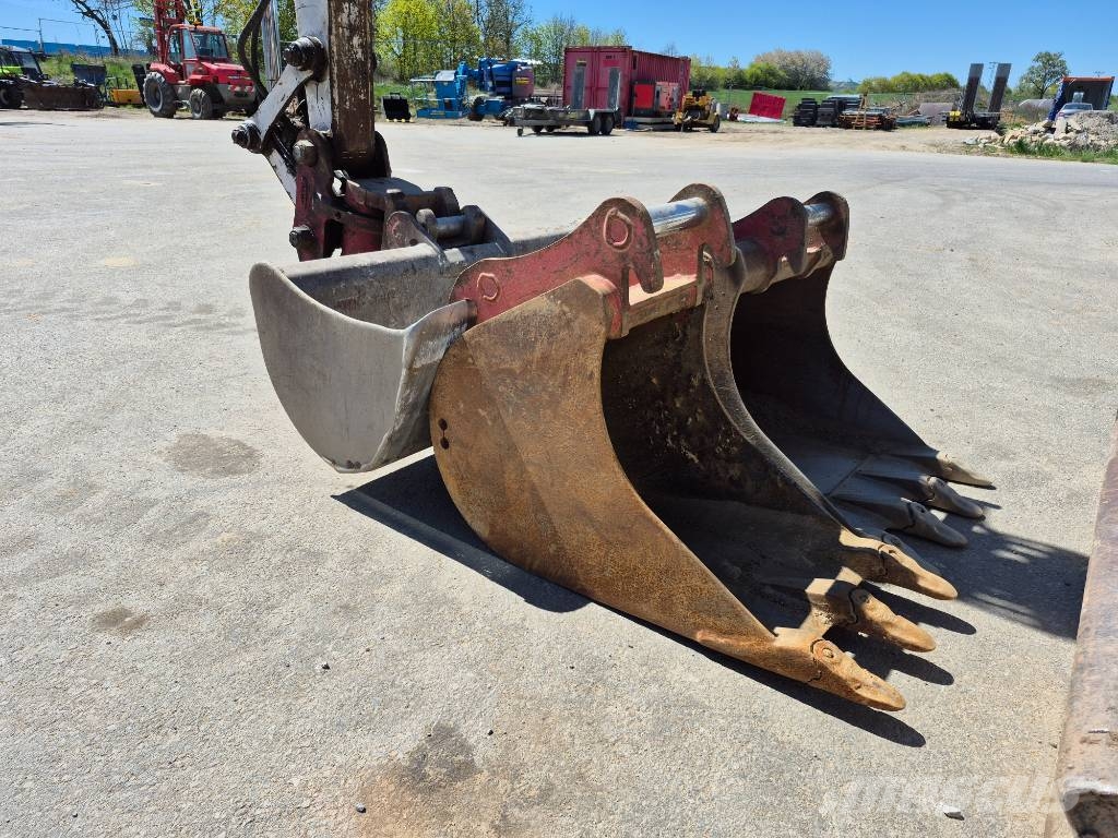 Takeuchi TB 250 Mini bageri < 7t