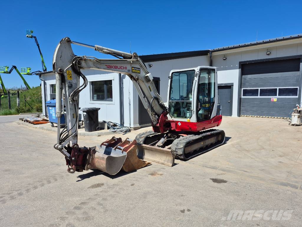 Takeuchi TB 250 Mini bageri < 7t
