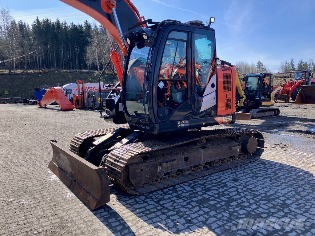 Hitachi ZX 135 US-5 Roomikekskavaatorid